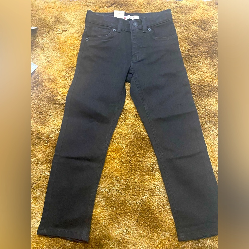 Levi 501 black slims size 6 and 7 boys